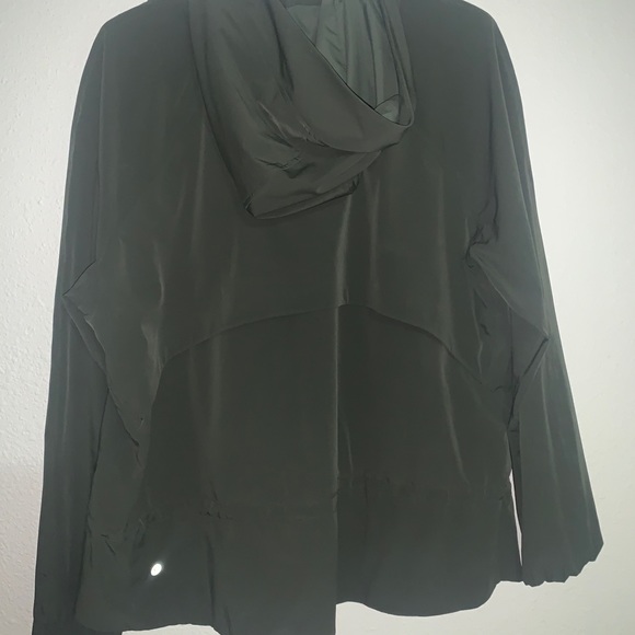 Lulu jacket - Picture 2 of 3